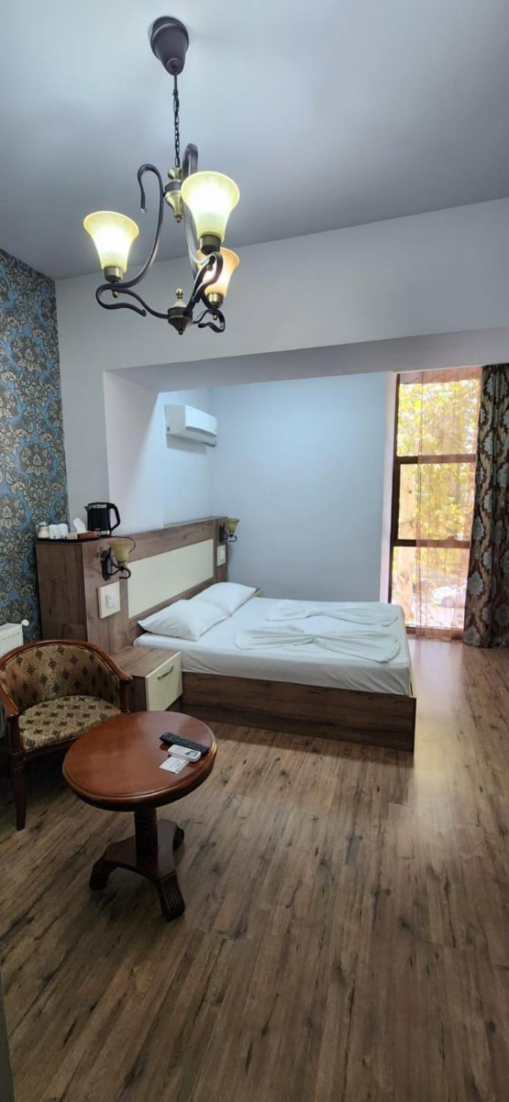 Hotel Premium Armenia エレバン エクステリア 写真