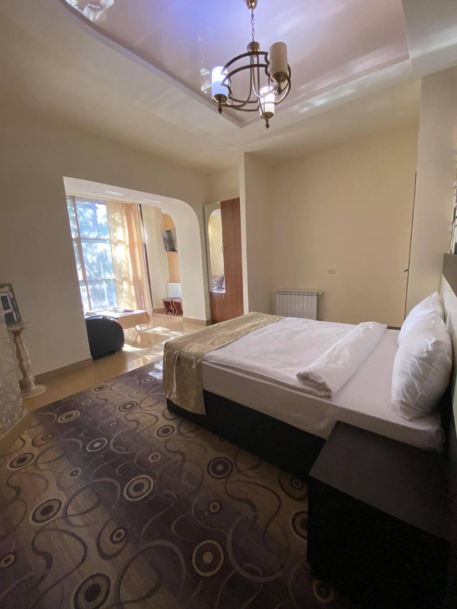 Hotel Premium Armenia エレバン エクステリア 写真